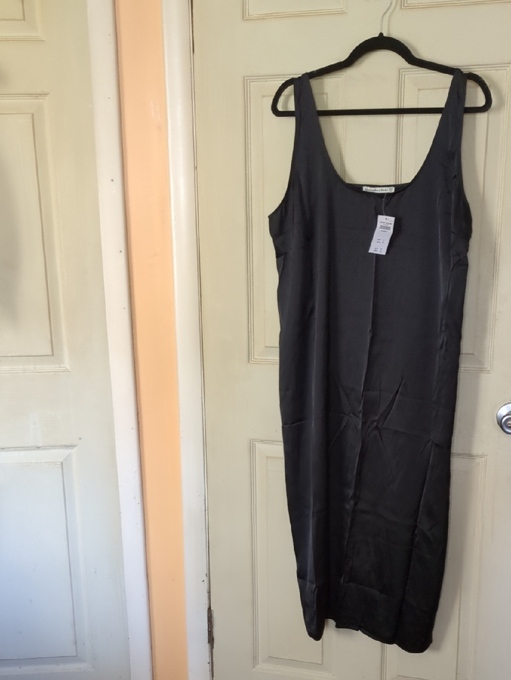 NWT Abercrombie Fitch XL Black Satin Scoop Neck Midi Dress w/Side Slit